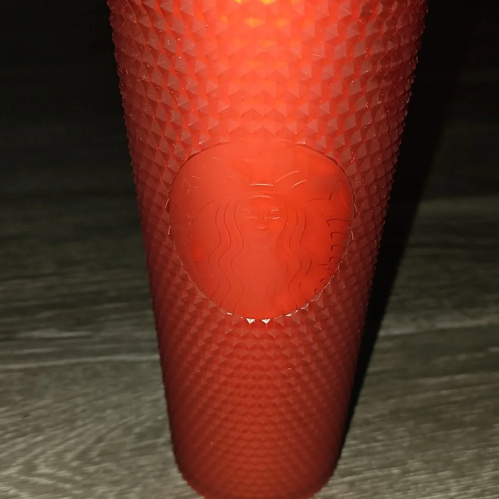 Starbucks red spiked 24 oz tumbler cup. Nwts!